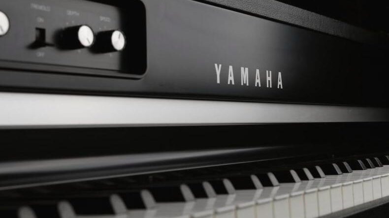 Dlaczego Yamaha jest najlepszym producentem sprzętu muzycznego: 7 powodów